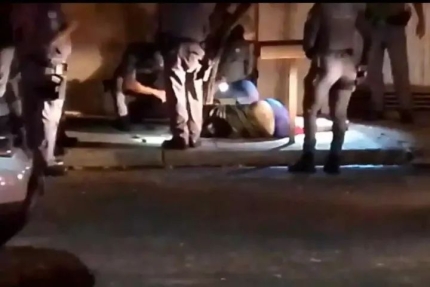 HOMEM BALEADO EM PEREIRA BARRETO EM ESTADO GRAVE! VINGANÇA OU EXECUÇÃO? SUSPEITO FOI PRESO EM FLAGRANTE PELA POLICIA MILITAR