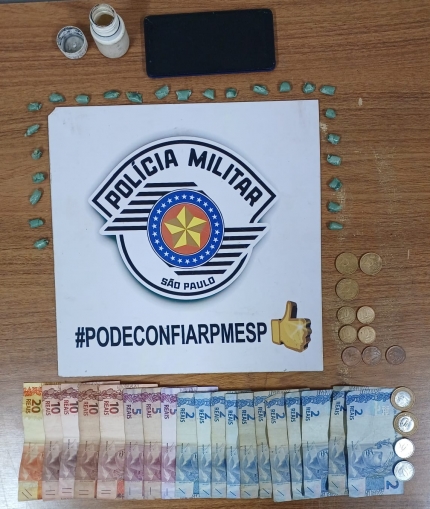 POLÍCIA MILITAR PRENDE HOMEM POR TRÁFICO DE DROGAS EM GUARARAPES