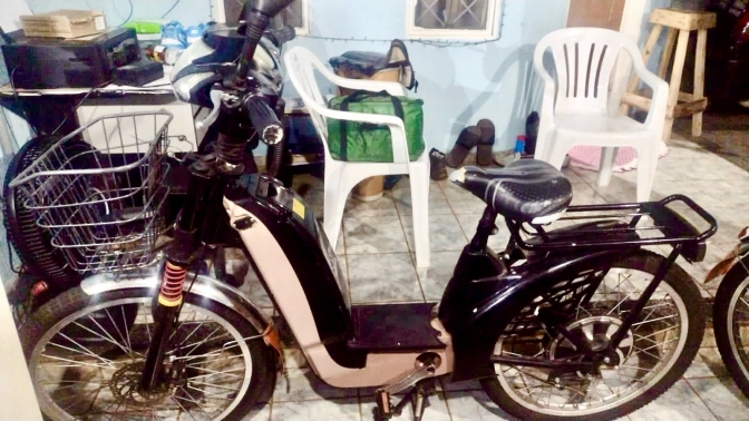 POLÍCIA MILITAR DE ANDRADINA PRENDE MULHER POR FURTO DE BICICLETA ELÉTRICA