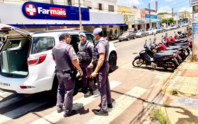 INDIVÍDUO PRESO APÓS DANIFICAR PRÉDIO DA PREFEITURA DE ANDRADINA