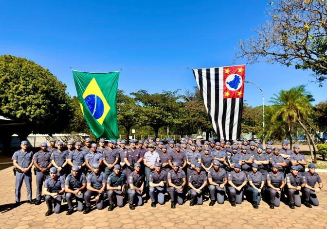 EM ARAÇATUBA FORMATURA DOS NOVOS SOLDADOS DA POLÍCIA MILITAR