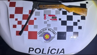 POLÍCIA MILITAR DE PENÁPOLIS ATUA EM OCORRÊNCIA DE VIOLÊNCIA DOMÉSTICA E APREENDE ARMA DE FOGO