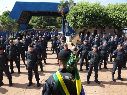 2º Batalhão de Polícia Militar comemora seu 33º aniversário com outorga de Medalhas a seus policiais