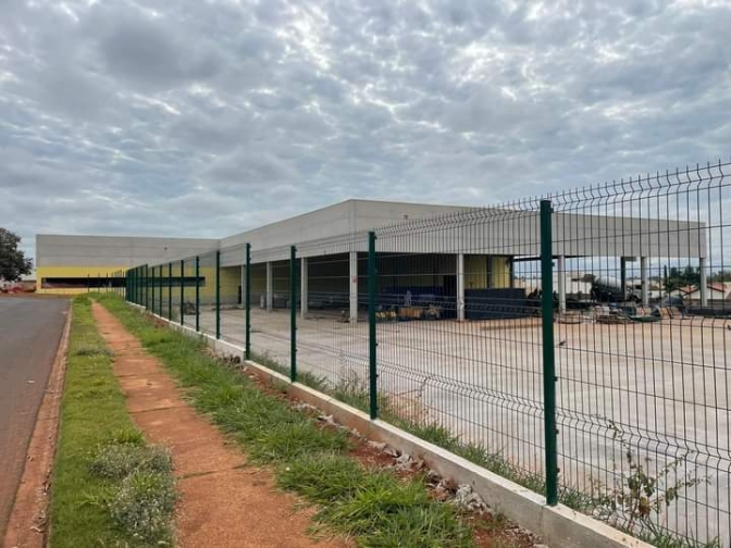 Obras do maior supermercado de Andradina segue a todo vapor