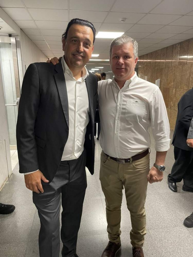 Encontro entre Guto Marão e Felício Ramuth aborda casas populares para Andradina e estratégias eleitorais