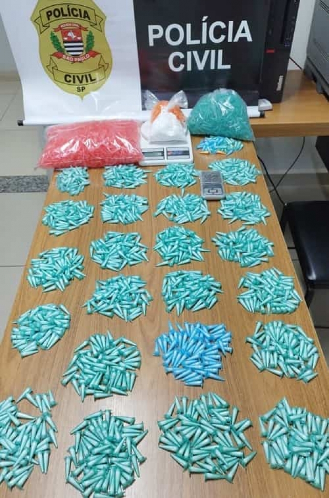 DISE de Araçatuba descobre &quot;Casa Bomba&quot; com mais de 1.400 pinos de cocaína, alvo de investigação bairro São José