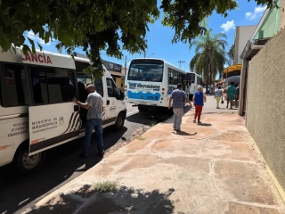 MOTORISTAS DE ÔNIBUS PEDEM SINALIZAÇÃO VERTICAL NO AME DE ANDRADINA
