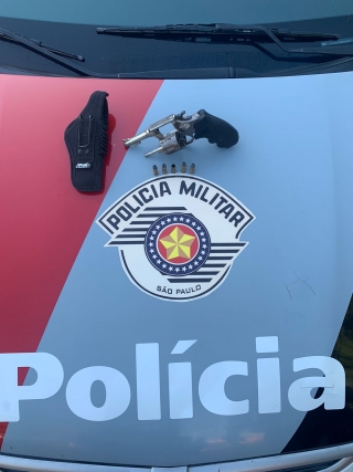 ELETRICISTA PRESO POR PORTE DE ARMA PELA POLÍCIA MILITAR DE ITAPURA