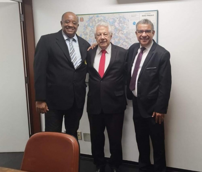 Bom relacionamento de Messias e Dil com o Governo Federal garantem 2 UBS e uma escola integral para Andradina